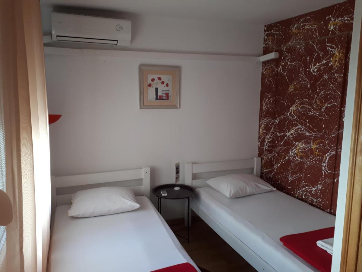 Hostel Miran Mostar Exteriör bild