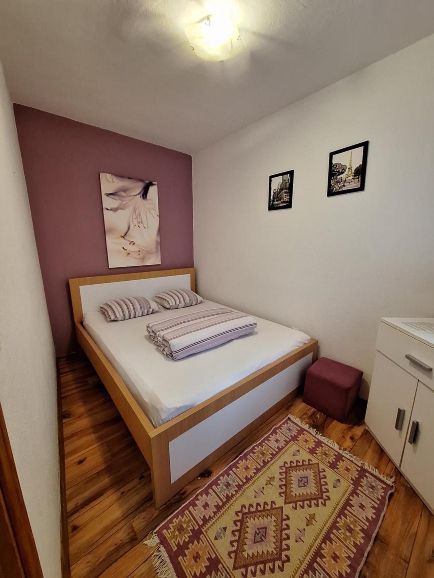 Hostel Miran Mostar Exteriör bild